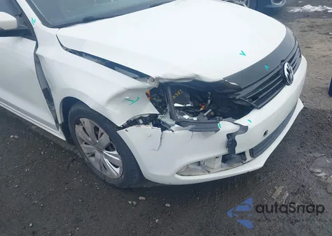 2014 Volkswagen Jetta 1.8T Se from USA, damaged, VIN 3VWD17AJ0EM212333